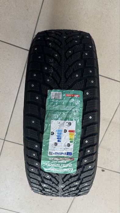 225/55R18 landspider