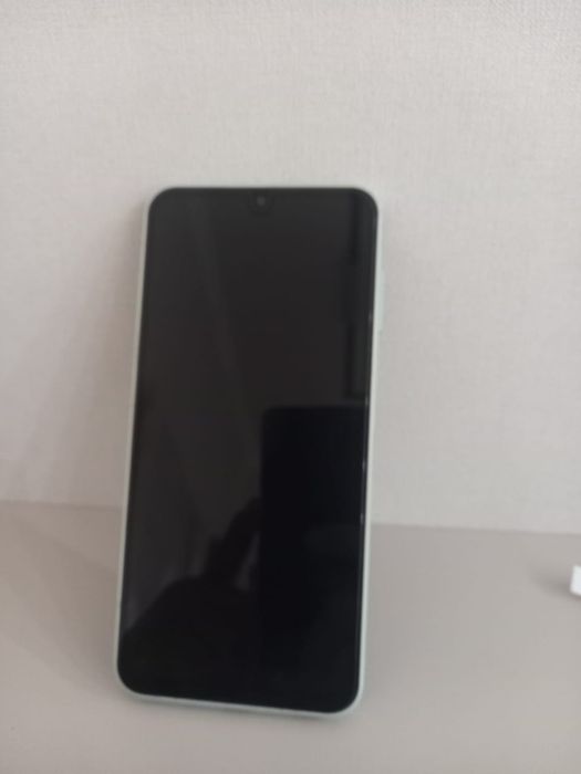 Продается смартфон samsung A16 новый