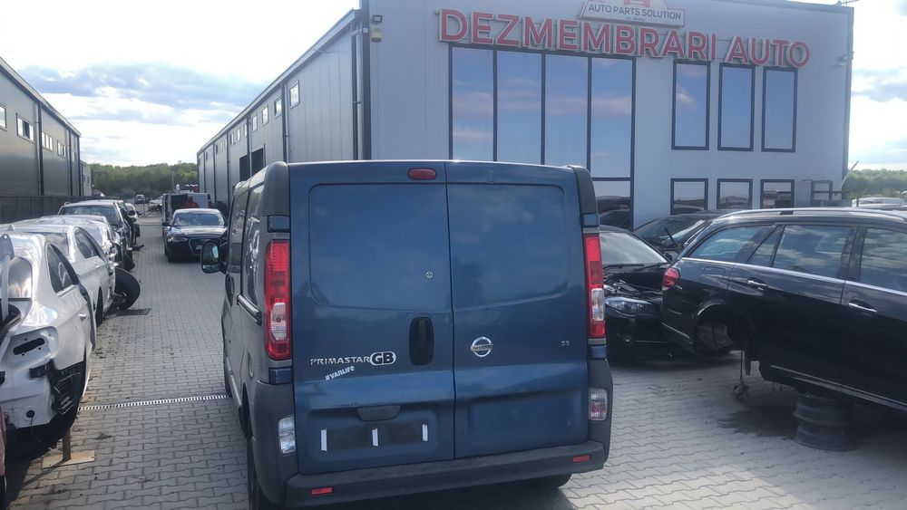 Dezmembram Renault Trafic 2.0 diesel an fabr 2009