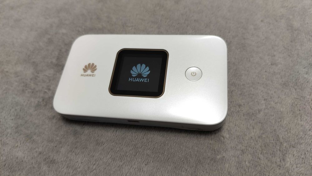 Router Portabil Huawei E5785-92c 4G LTE Cat6 Mobile Router Pocket WIFI