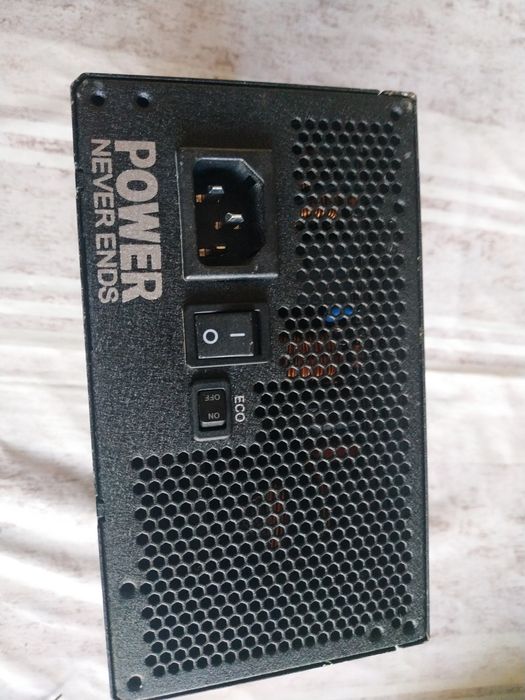 1200W захранване FSP Hydro PTM за части