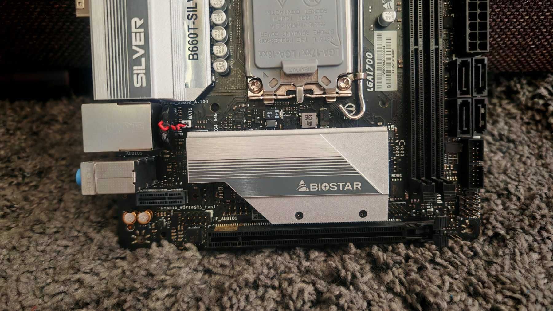BIOSTAR  B660T-Silver Mini-ITX + INTEL i5-12400F, 6 Cores LGA 1700
