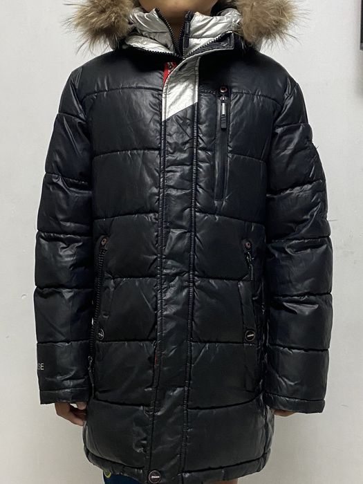 Продается подростковая зимняя куртка для мальчика