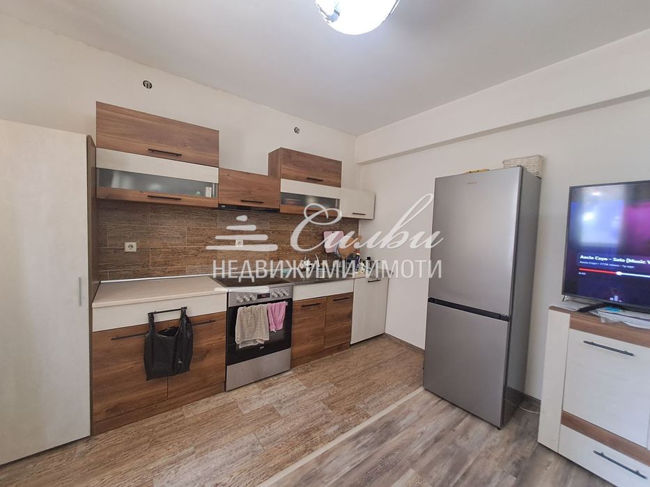 Продава се Тристаен апартамент в Шумен, Център - 74 кв.м за 1586 €/кв.м - Снимка #3
