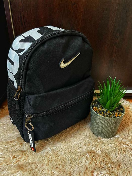 Дамска спортна раница NIKE Just Do It - НОВА
