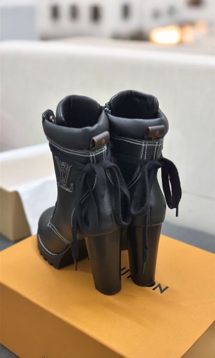 Дамски боти Louis Vuitton