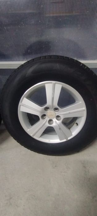 Субару  диски с резиной