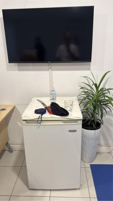 Холодильник,телевизор и кондиционер в связи с закрытием бизнеса