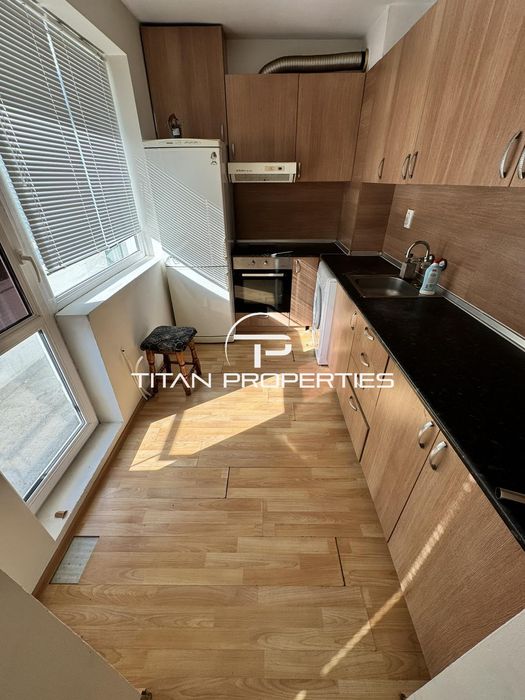 Дава се под наем Двустаен апартамент в Бургас, Славейков - 60 кв.м за 306 € - Снимка #4