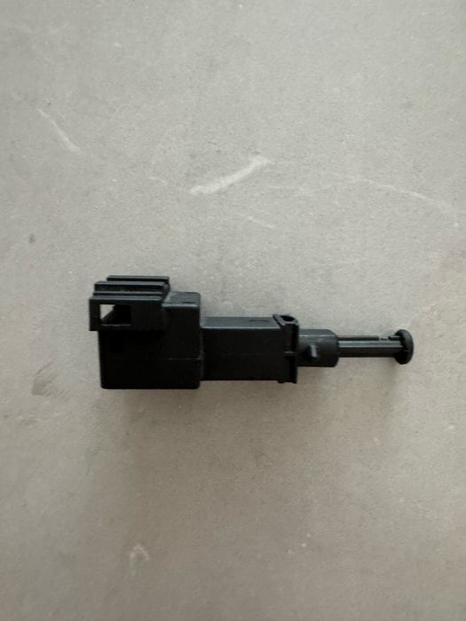 Comutator lumini frana DK33254 Denkai
