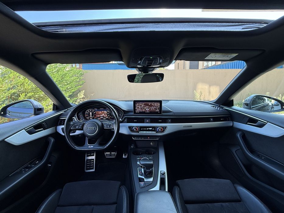 Audi A 5 2 0 TFSI quattro s-line interior / exterior.