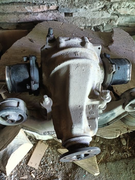 Редактор, Лексус RX300.