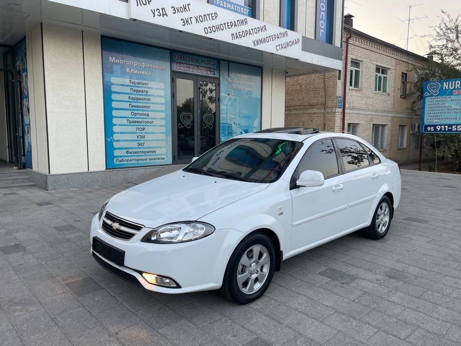 Jentra sotladi moshina zo’r metan gazi bor