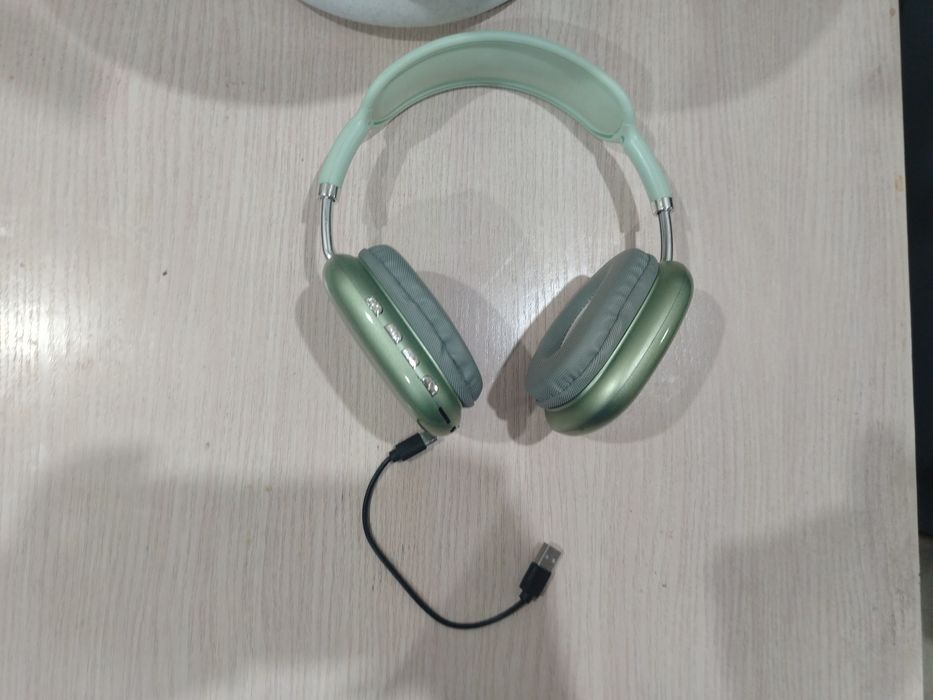 Наушники беспроводные по блютузу