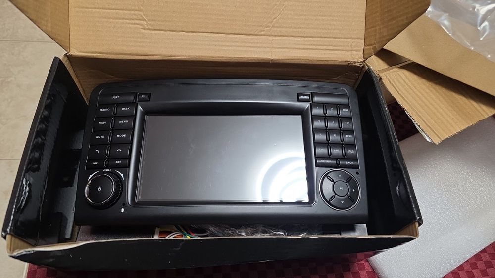 Андроид мултимедия Mercedes ML 2005-2012