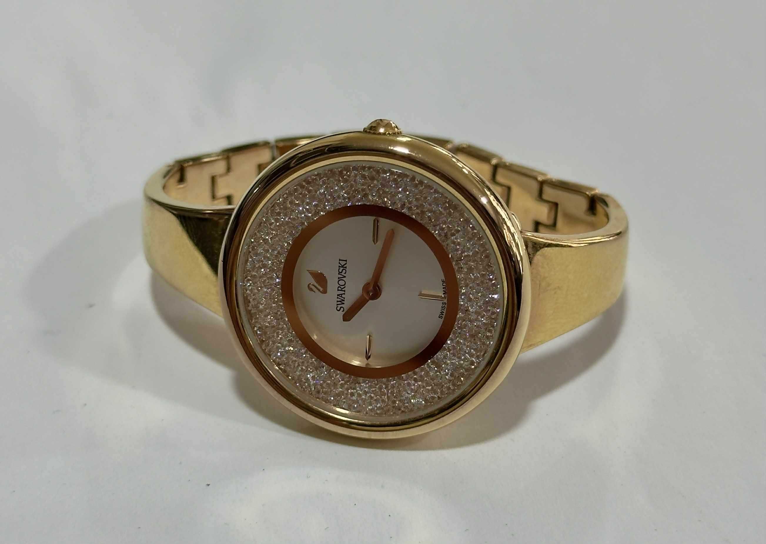 Дамски часовник Swarovski Crystalline Pure 5269250