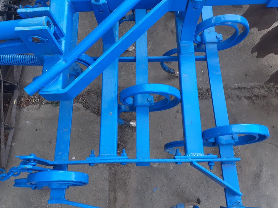 Vând combinator cu 2 baterii în fata 11000 lei