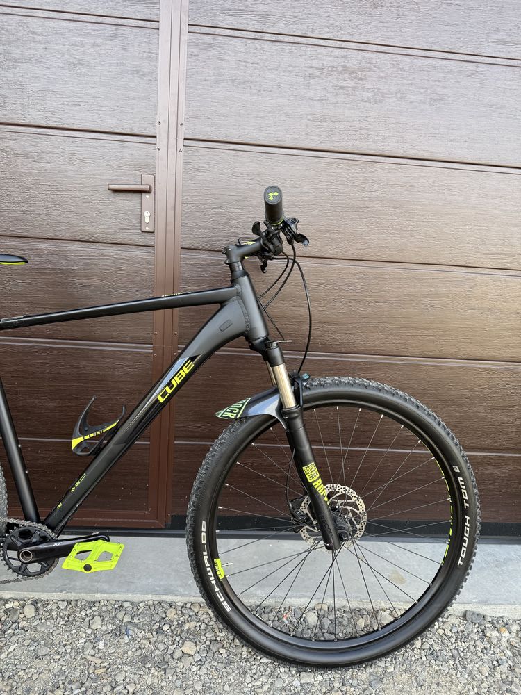 Vând bicicletă MTB Cube Reaction Pro