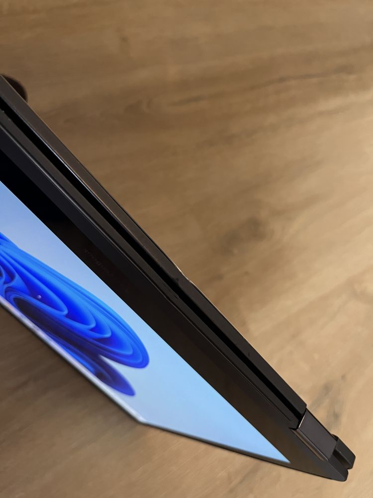 Asus zenbook flip s
