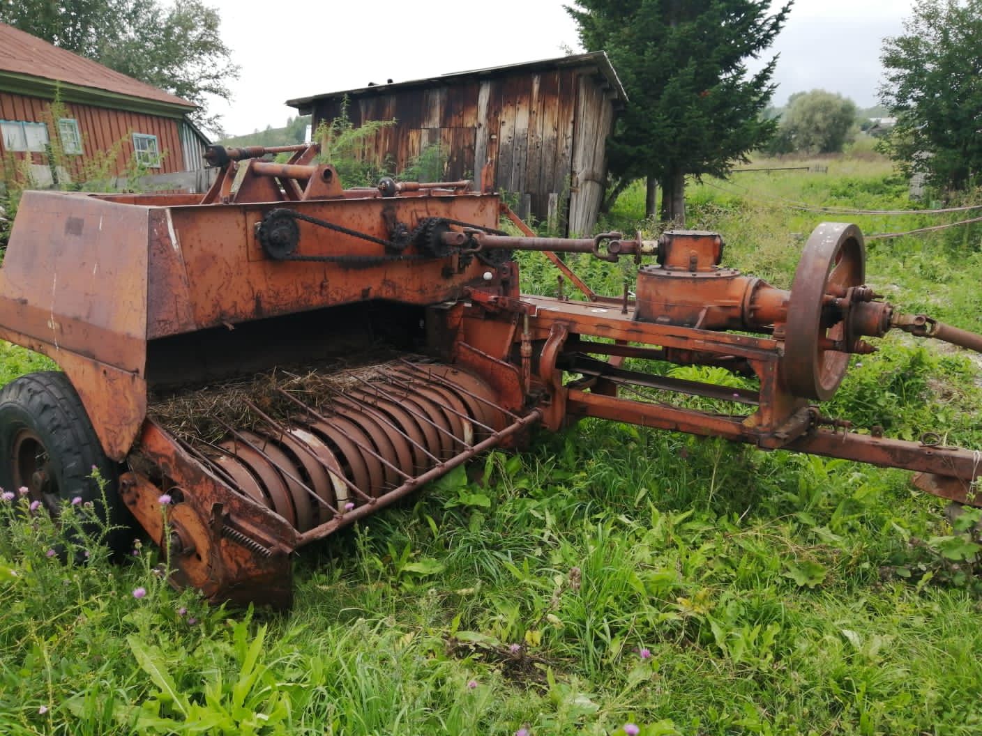 Продам пресподборщик