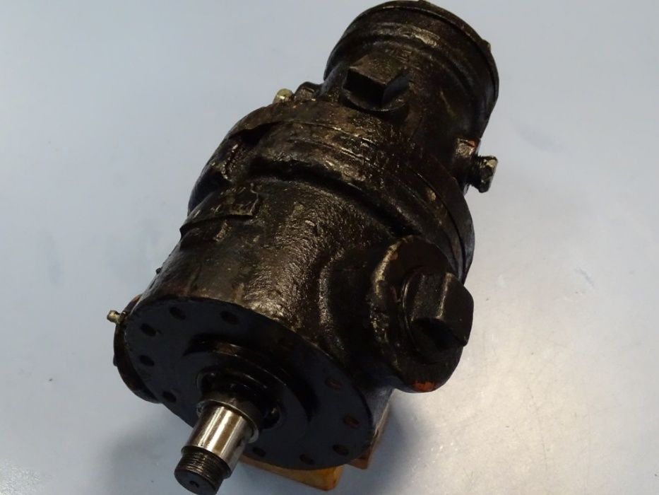 Хидропомпа ЛЗА сдвоена пластинчата