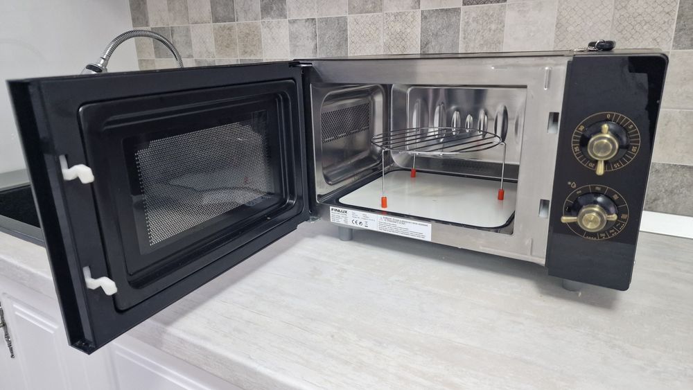 Finlux Old Time FMO-2022RBL, un aparat independent (standard) - retro