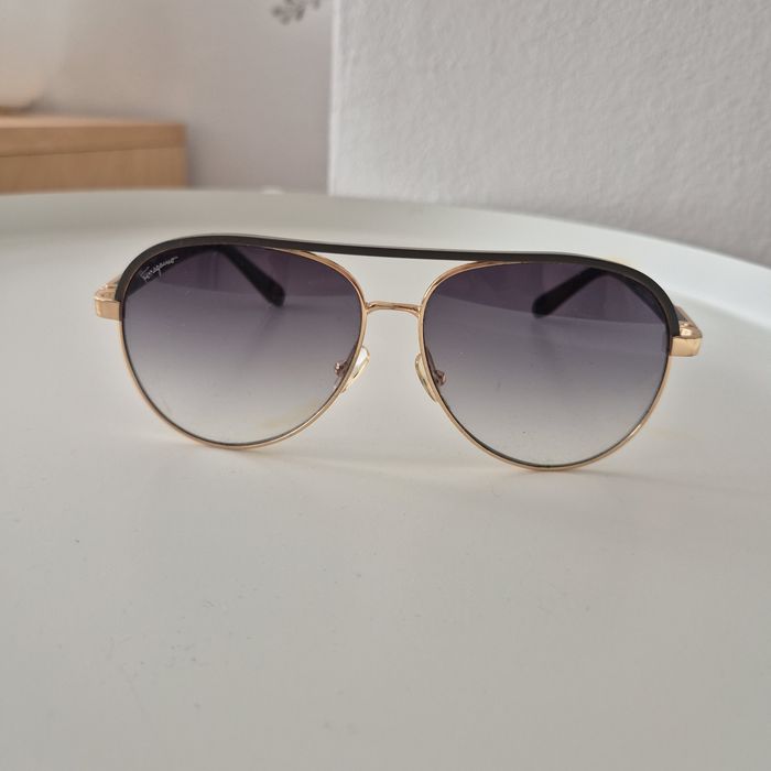 Ferragamo слънчеви очила