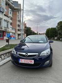 Opel Astra J / Motor 1.4 Benzina / An 2011