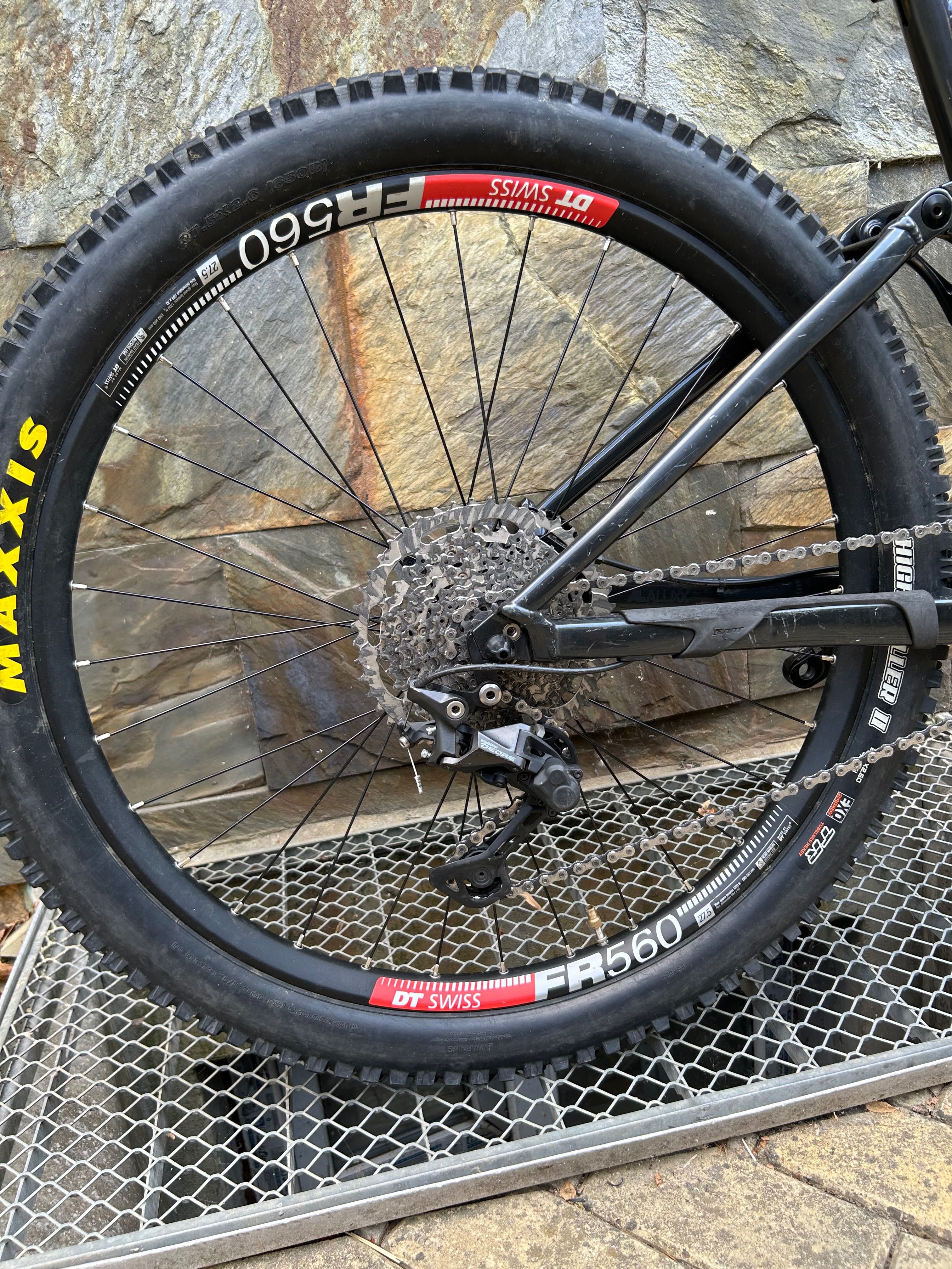 Колело GIANT STANCE 2022 27.5 Размер М