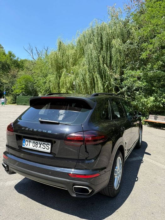 Porsche Cayenne 3.0 L