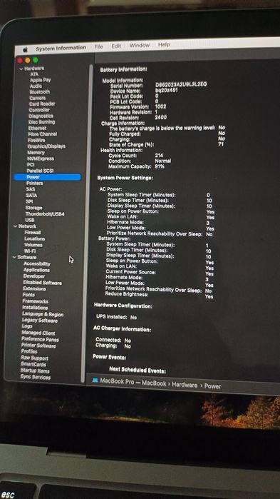 Sotiladi: MacBook Pro M1 8/256GB