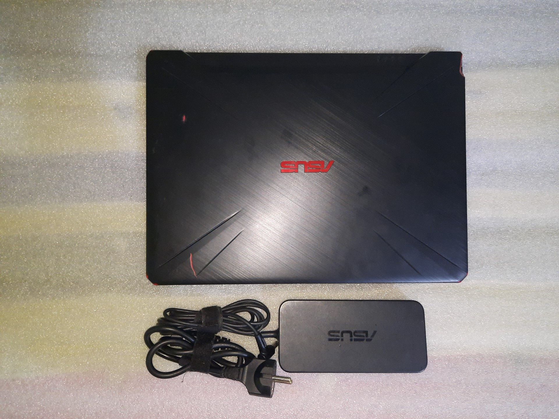 ASUS TUF Gaming FX505 Ryzen 5 3550H ОЗУ-24G SSD-1TB+HDD1TB AMD RX560X