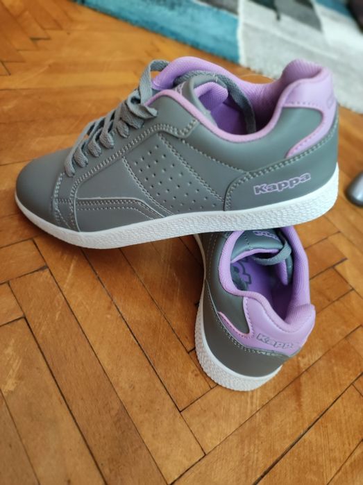 Vând papuci de marca kappa noi Nr 36