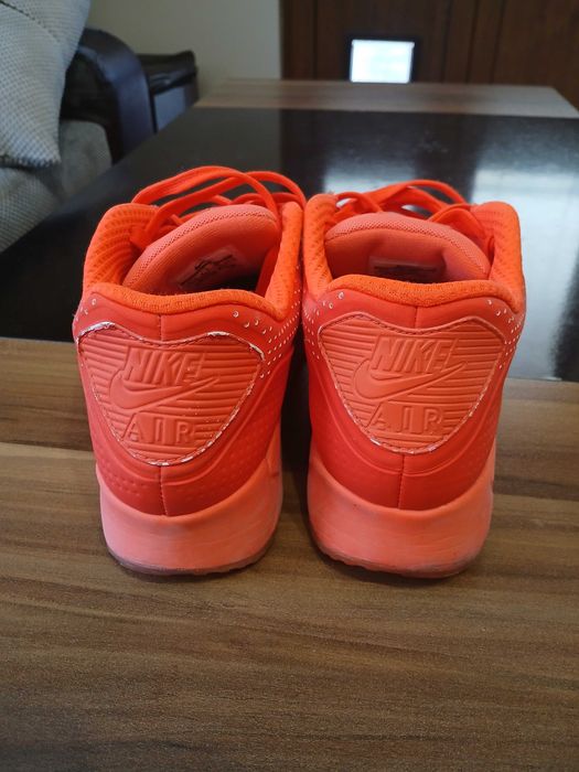 Маратонки nike 43 номер