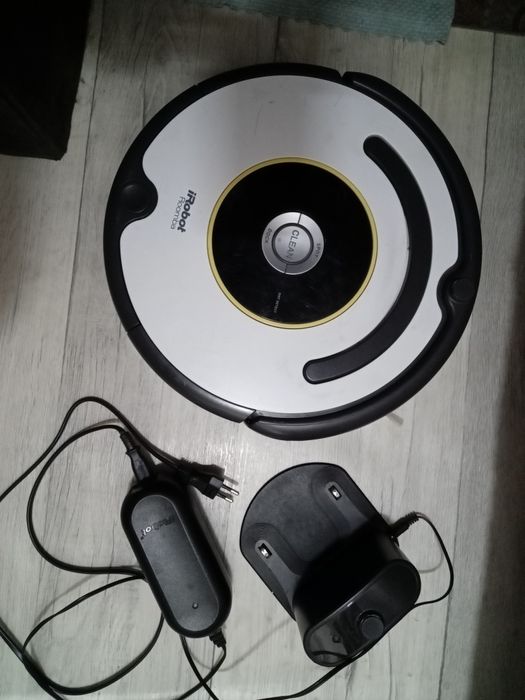 Робот пылесос ,, РУМБА "