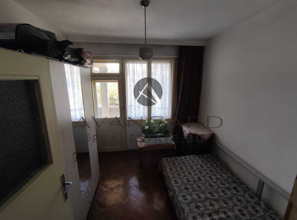 Продава се Многостаен апартамент в Пловдив, Център - 120 кв.м за 2228 €/кв.м - Снимка #2