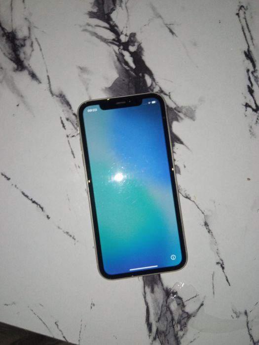 IPhone 11 заблокированный