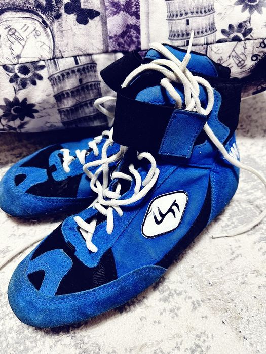 Обувь спортивный