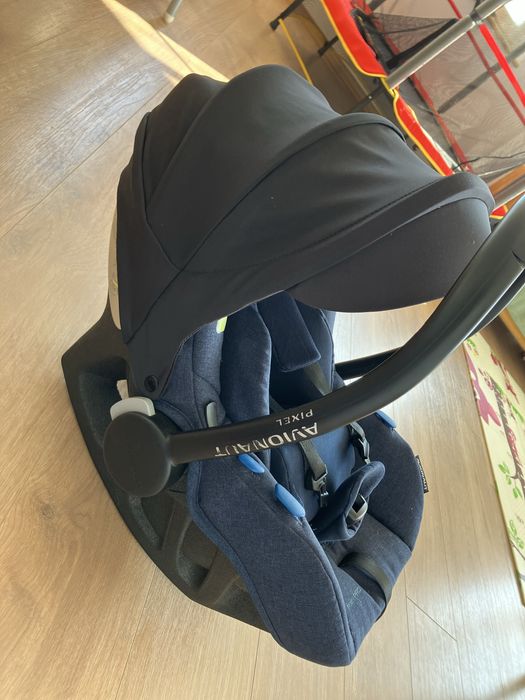 Scoica Avionaut pixel pro iulie 2023