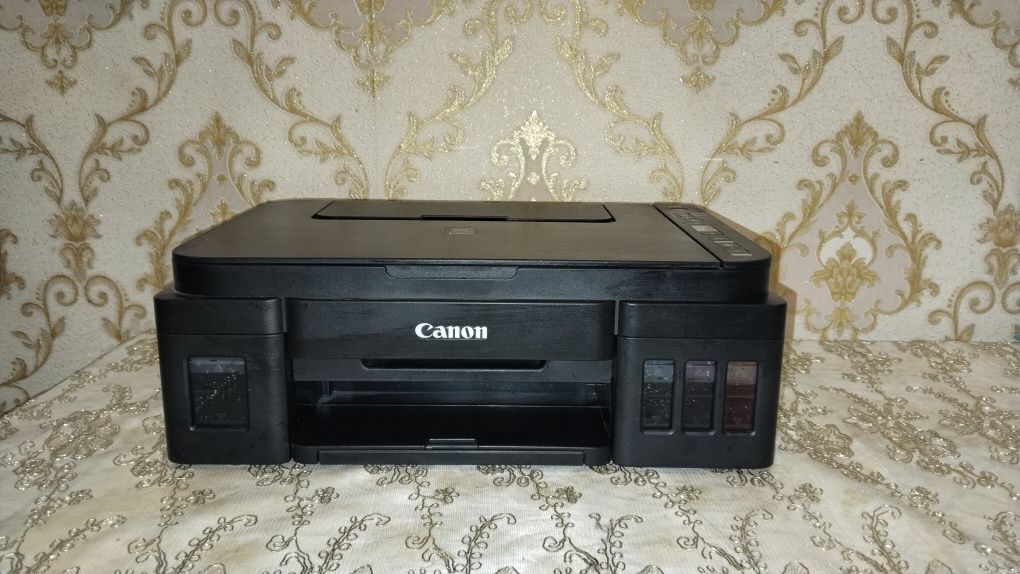 Принтер сотилади CANON. 3&1