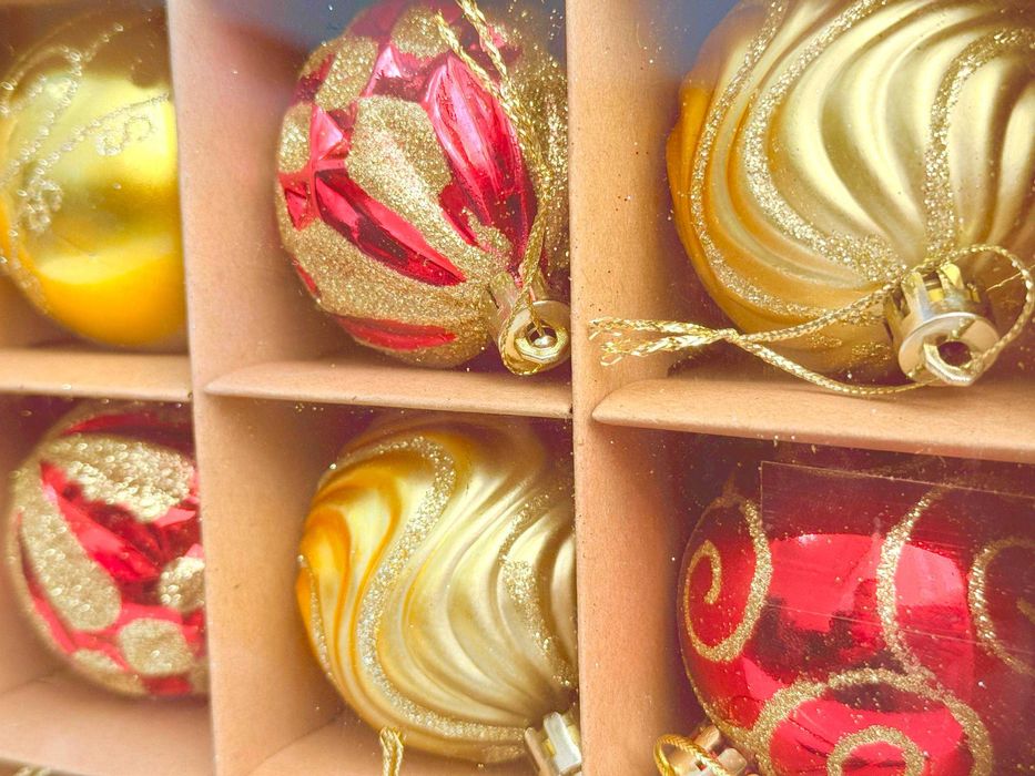 Ёлочные игрушки и новогодние украшения - оптом в Ташкенте и Самарканде