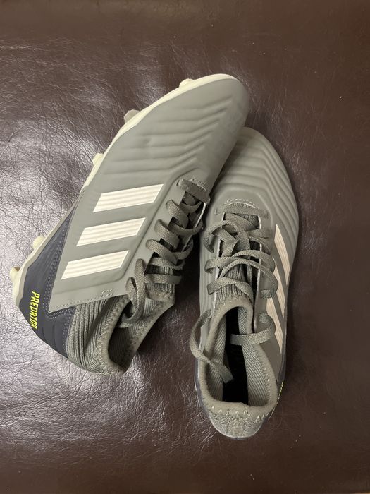 Бутонки adidas predator