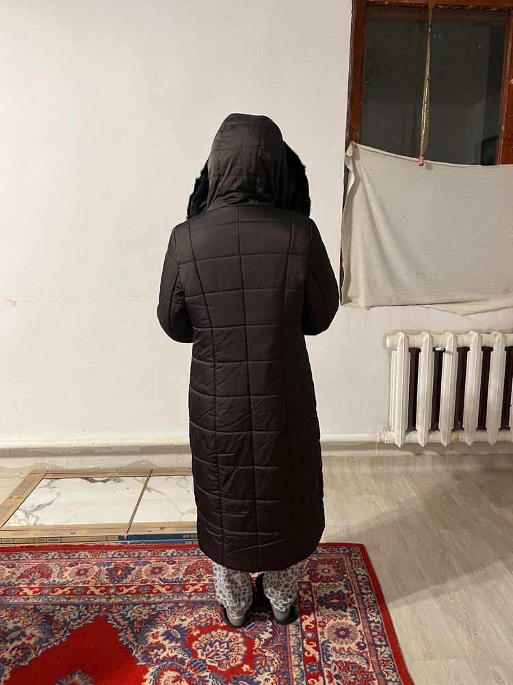 Куртка осенняя подойдет и на зиму новая