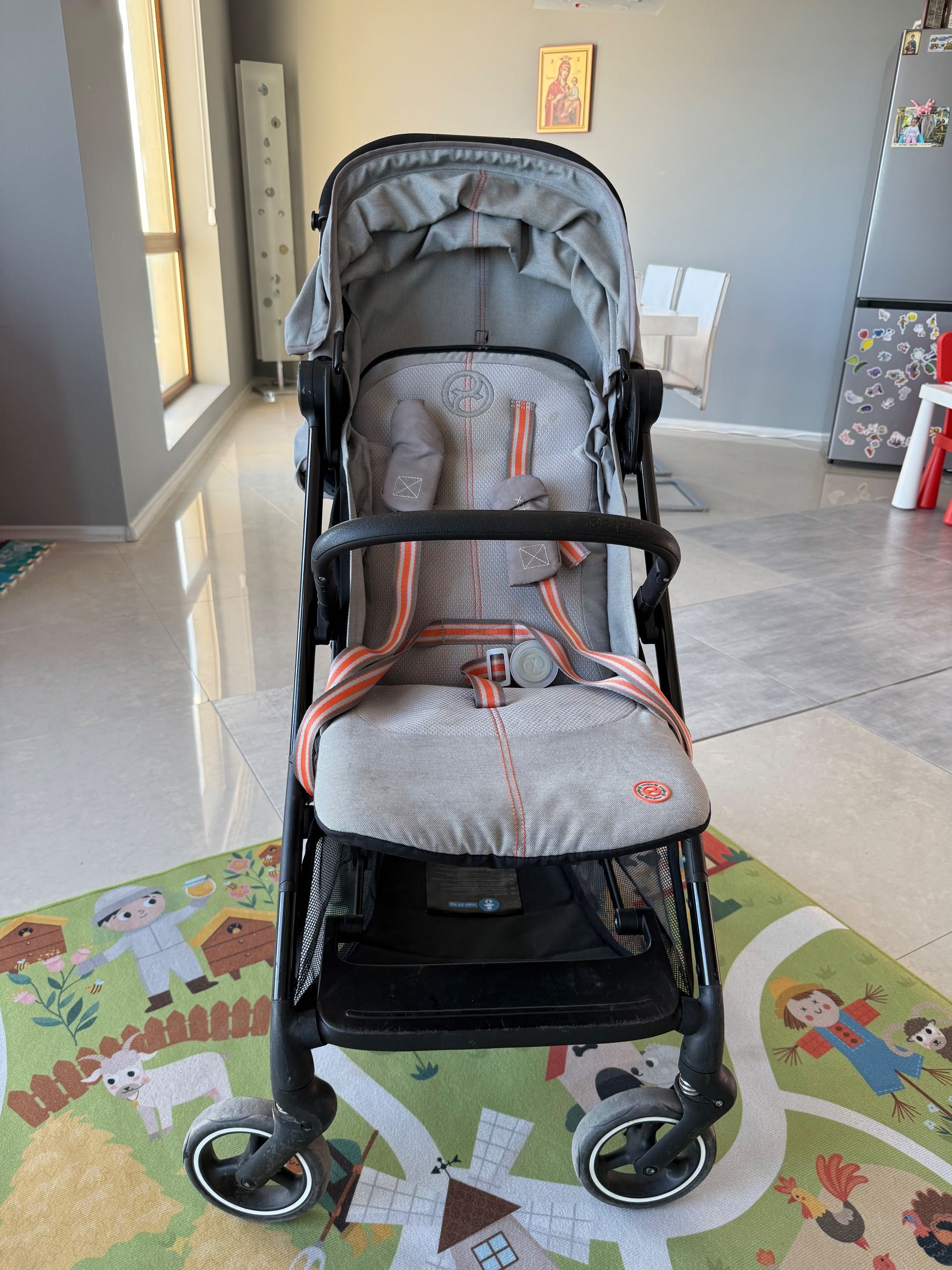 Бебешка количка Cybex Beezy