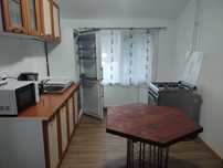 De inchiriat apartament cu 3 dormitoare(4camere)in 7noiembrie tg mures