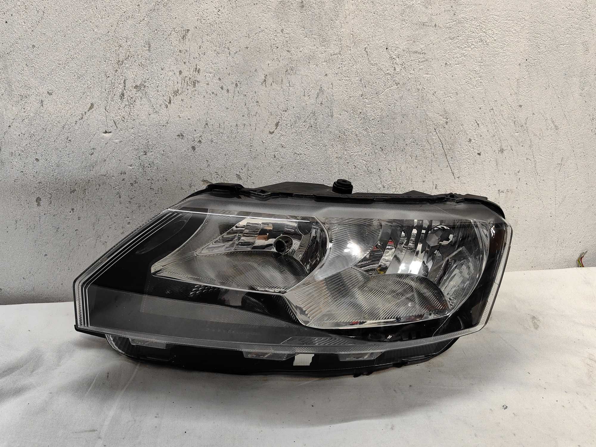Оригинален фар Шкода  Рапид  Skoda Rapid