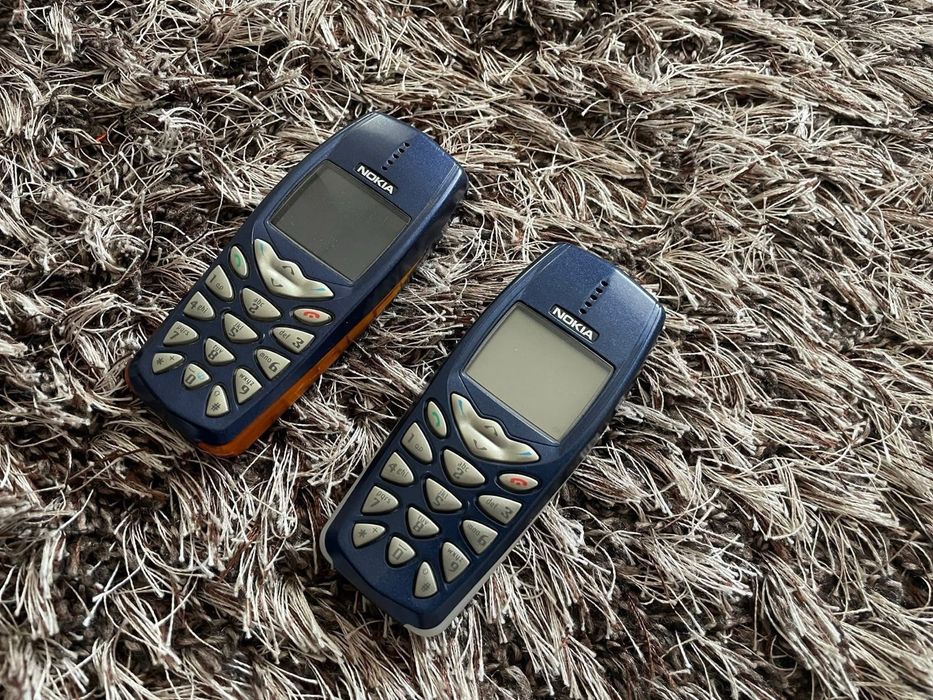 Nokia 3510 si 3510i functional, stare foarte buna!! De colectie!