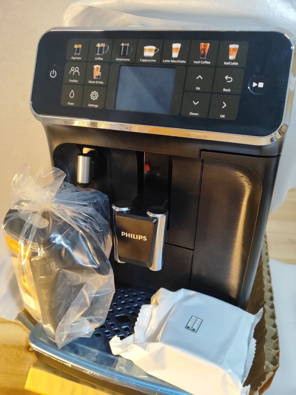 Expresor automat Philips Seria 5500 2xAquaclean bonus
