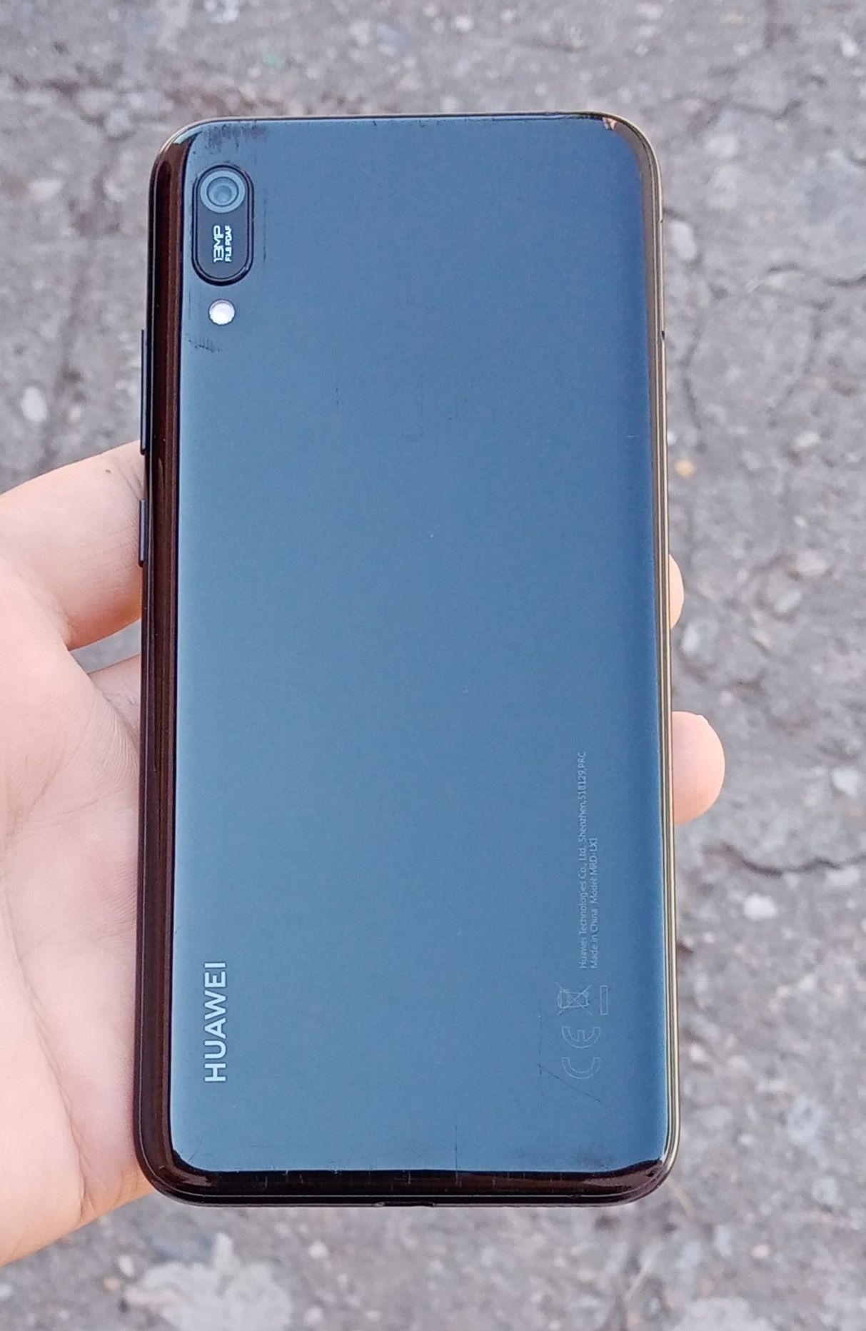 Vând Huawei y6 2019
