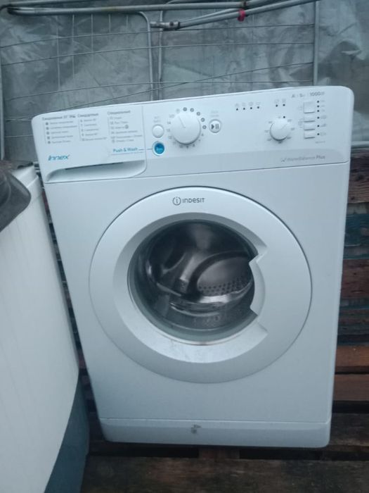 продам стиральную машинку автомат